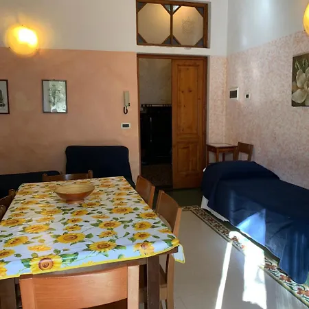 1 Bedroom Flat For 6 Persons * Florence
