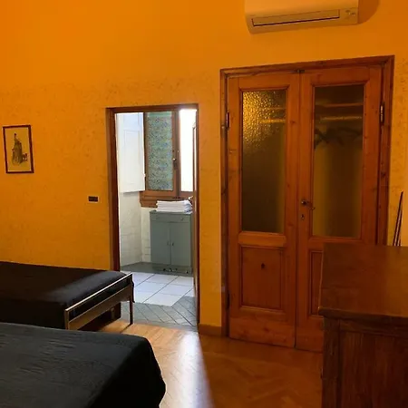 1 Bedroom Flat For 6 Persons * Florence